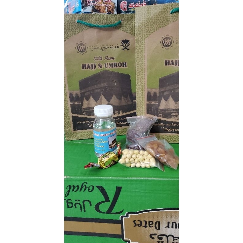 paket oleh" haji&umroh dengan kemasan tas jinjing
