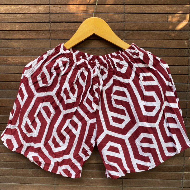 CELANA PENDEK MOTIF /HOTPANTS BALI