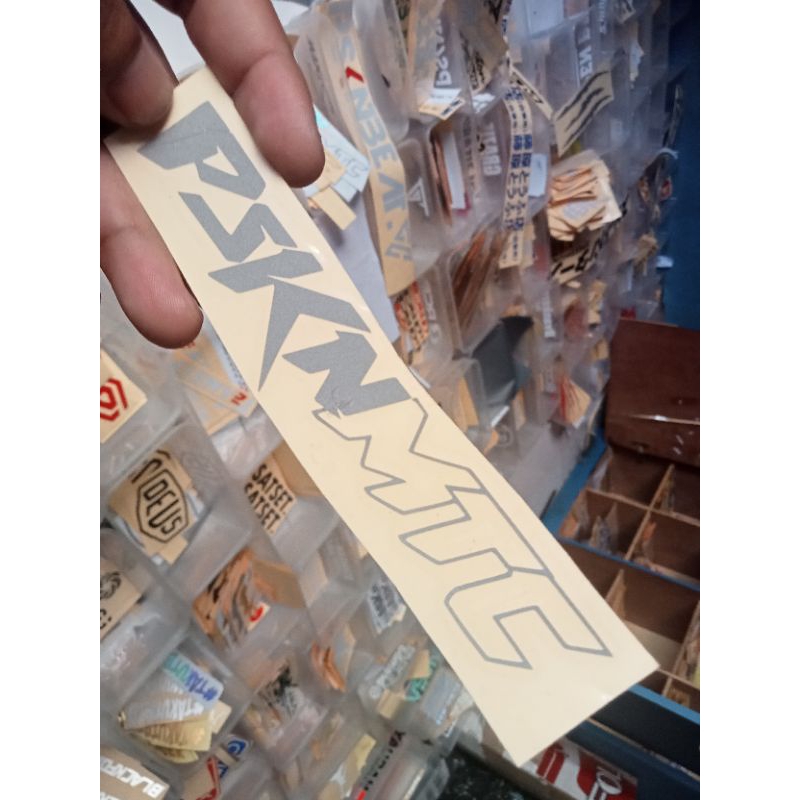 stiker cutting psknmtc new Ter baru untuk body motor visor bisa cod