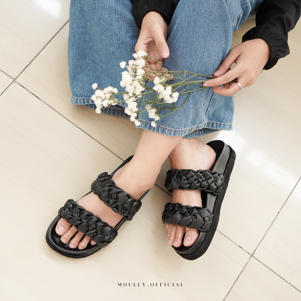 Ghanimi x Moully - Wenka Slip On / Sandal Wanita / Sandal Kepang Lucu /Casual Sandal / Wedges Kondangan