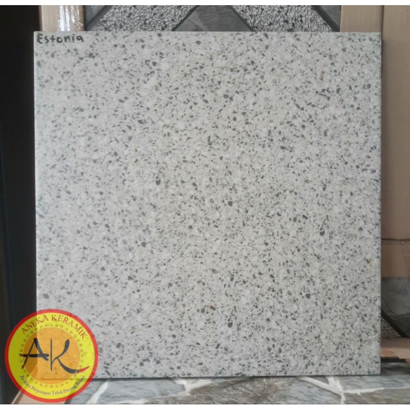 Keramik Lantai Teras Garasi Motif Terrazo Kasar Matt 40x40 Estonia Grey