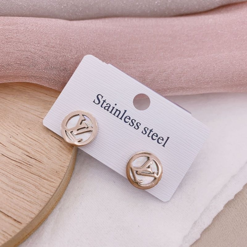 Anting Titanium Asli Premium Quality Anti karat anti alergi Stainless steel anti karat anti alergi Anting Premium Quality At772