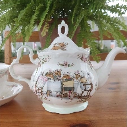 Royal Doulton Brambly Hedge Fullsize Tea Pot