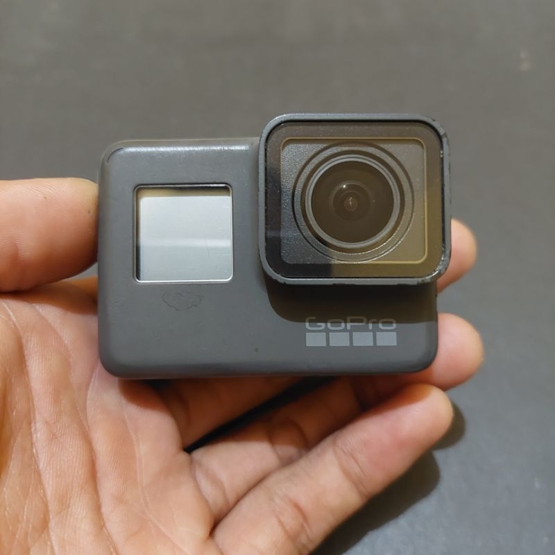 Kamera Go Pro Hero 5 Black FULL ACCESORIES Cocok untuk Youtubers