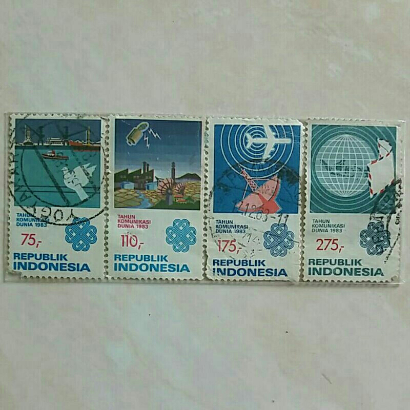 

(AC) Perangko Indonesia 1983 Tahun Komunikasi Dunia Set Lengkap 4pcs Used