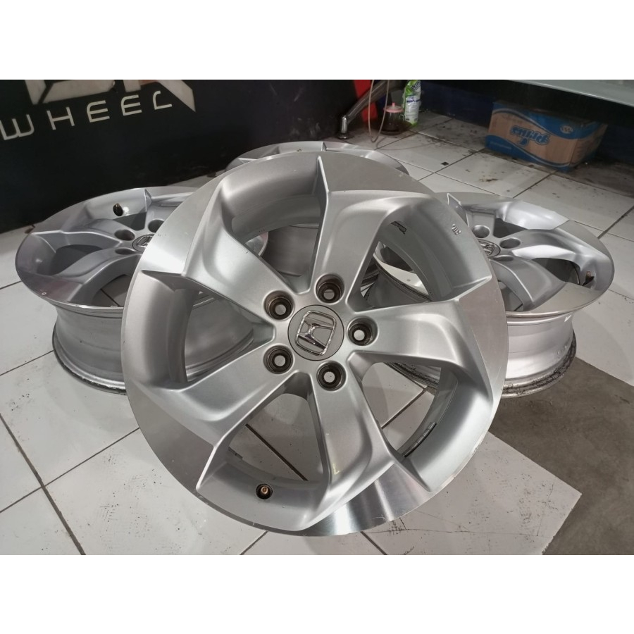 Velg Original Copotan Mobil Honda Hrv Ring 17 Velg Bekas Hrv R17