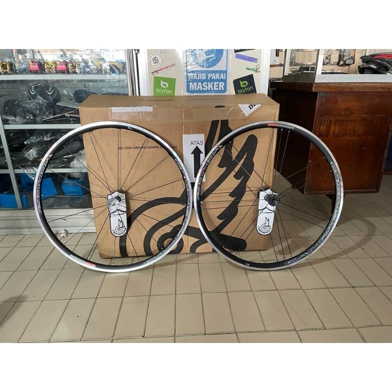 Wheelset Campagnolo Zonda 700c Rim Brake C17
