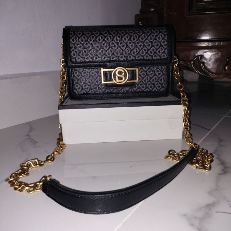 preloved izzy sling bag black