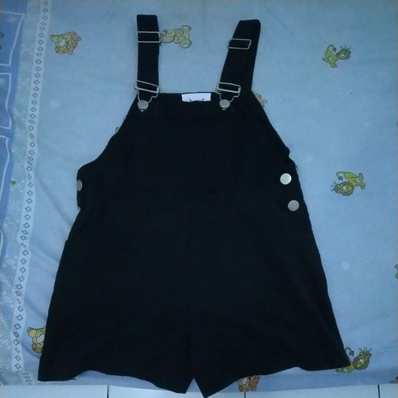 Jp hitam pendek from unpake.id & FREE BONUS!