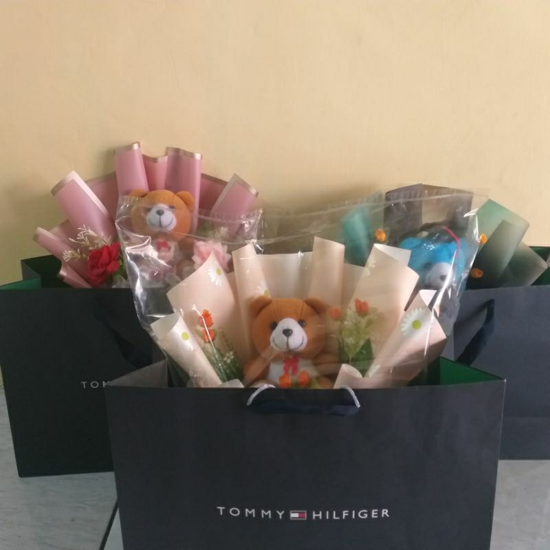 

Tas kertas Uk 40x30x15cm 1kg isi 10pcs