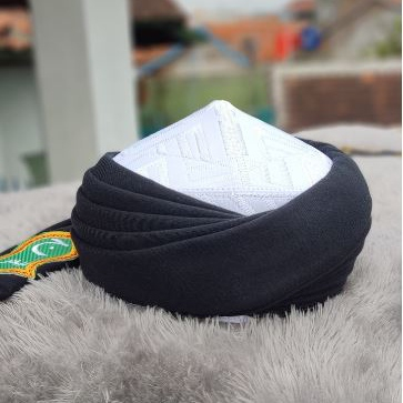 Peci Imamah Permanen Hitam 5 Lipat