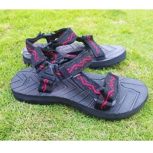 Sandal Jepit Slop Gunung Outdoor Pria Wanita Terlaris