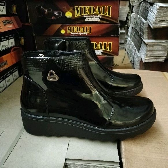 Sepatu kulit wanita boots MEDALI Polwan,Secwan,ASN sepatu kerja fornmal