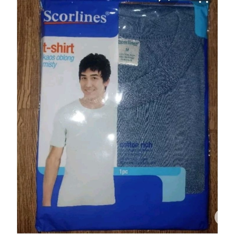 Kaos Oblong Scorlines Size L