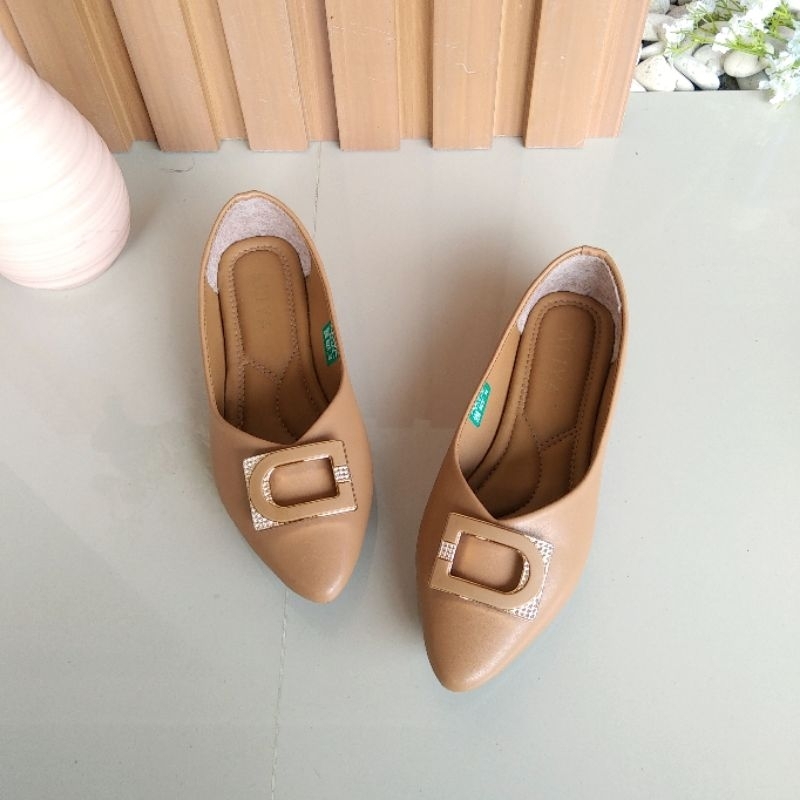 Aliyashoes Sepatu Flat Wanita Slavina