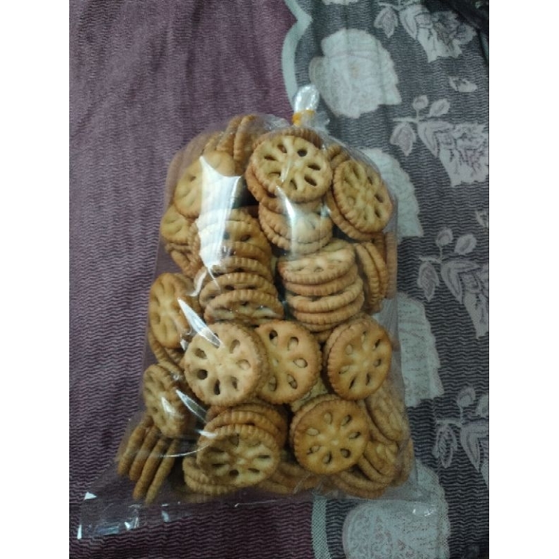 

Biskuit Oreo Selai Kacang Peanut Crackers