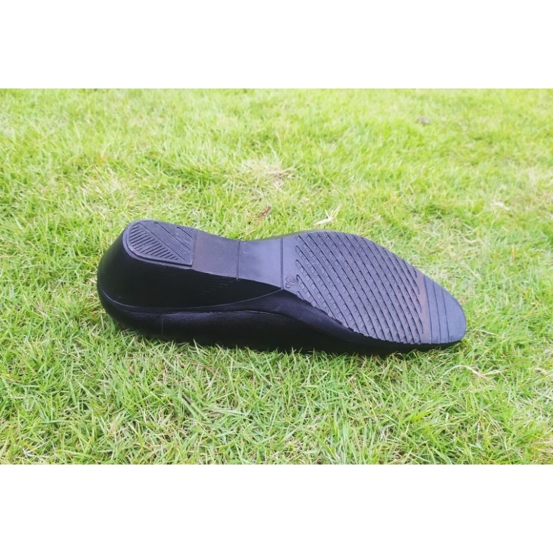 Kickers - Sepatu slip on wanita Formal Fantovel Pantovel Wanita Kulit Asli Hitam