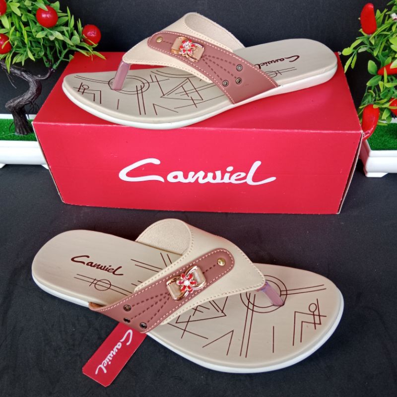 PROMO...!!! SANDAL WANITA DEWASA KEKINIAN TERKECE TRENDY MURAH  BERKUALITAS C03