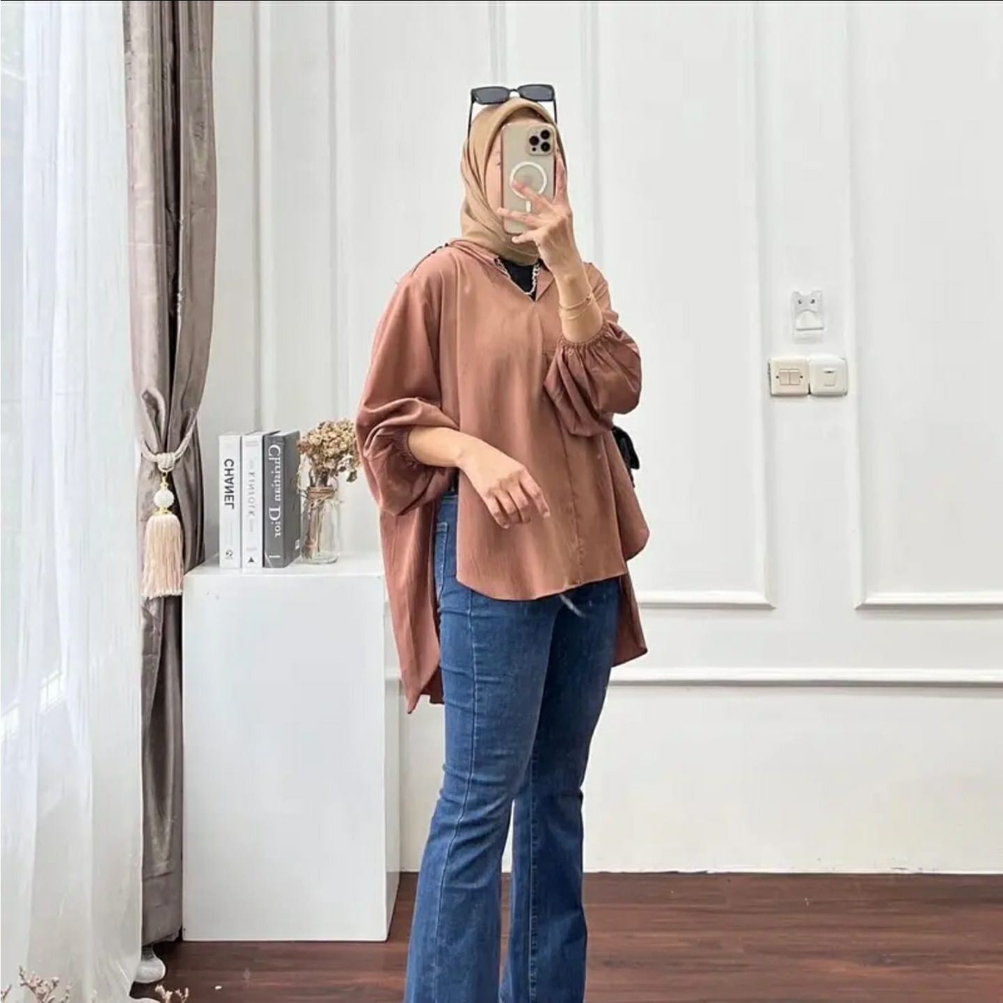 Berlin Blouse Outer Crinkle Airflow Atasan Wanita Belah Kemeja Korean Style Kekinian Outfit Wanita Terbaru