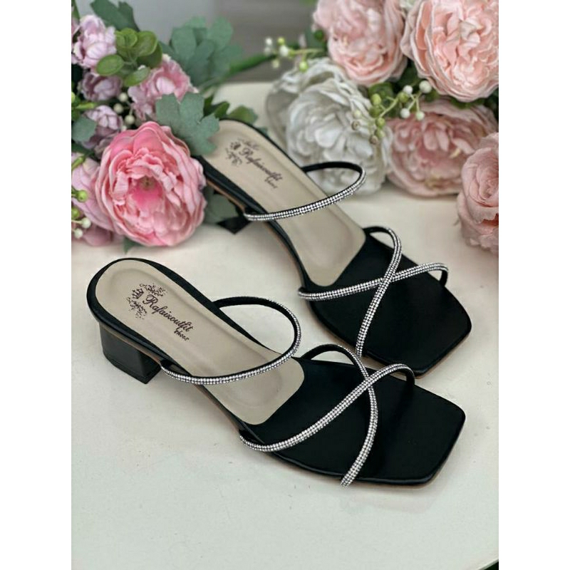 Sandal kondangan Cantik Nabila hitam 5cm tahu