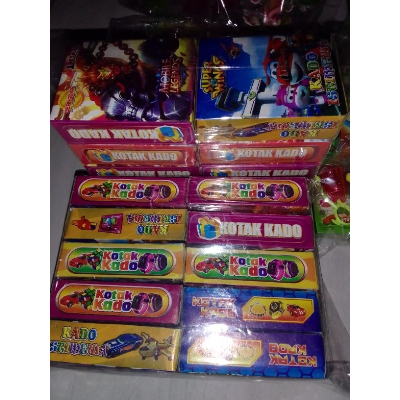 

Kotak Kado Berhadiah