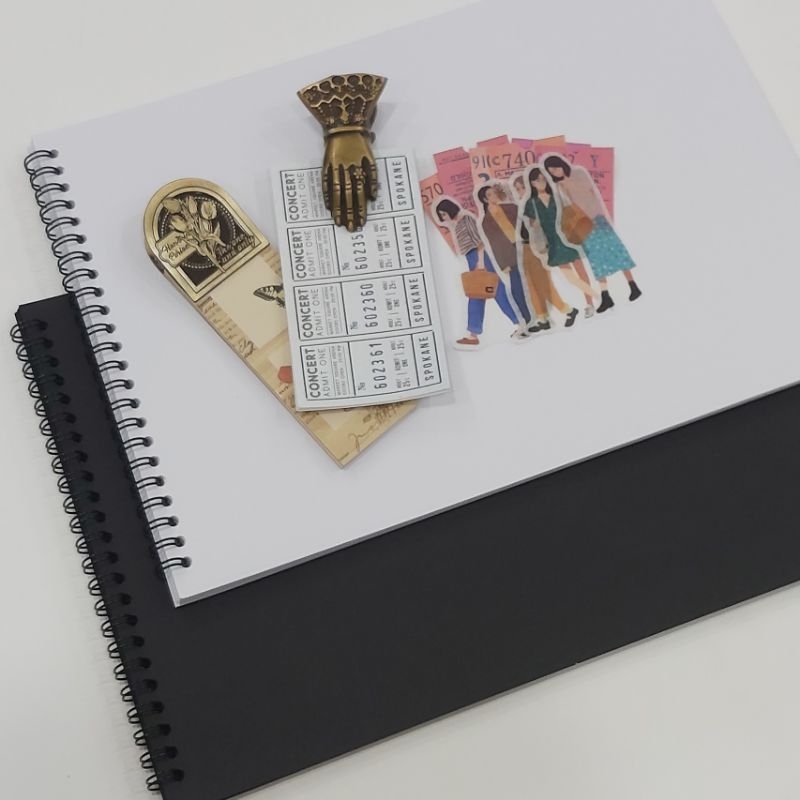 

POLOS Hitam Putih A5 Scrapbook Album untuk Journal Foto Bujo