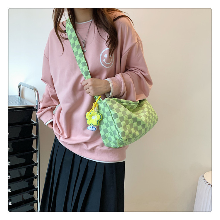 BREEZE Sling Shoulder Bag Tas Selempang Bahu Lucu Square Aesthetic Motif Kotak Kotak Catur Button Vintage Wanita Korean Style Chikoisme