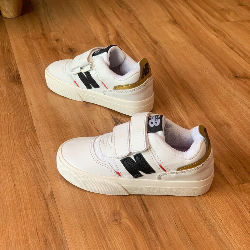 SEPATU ANAK NB NUMERIC