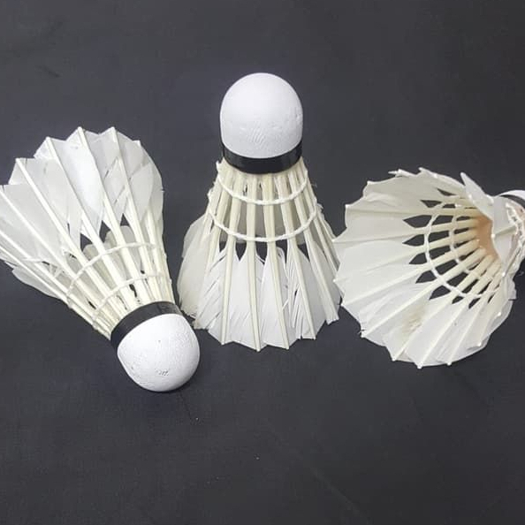 Bola badminton AW Hitam jual ECERAN (1PCS) / bola bulutangkis AW speed 77 100% ORIGINAL