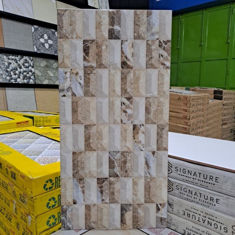 keramik dinding kamar mandi / keramik dinding dapur / keramik mulia morif mozaic 30x60 MEZZO GOLD