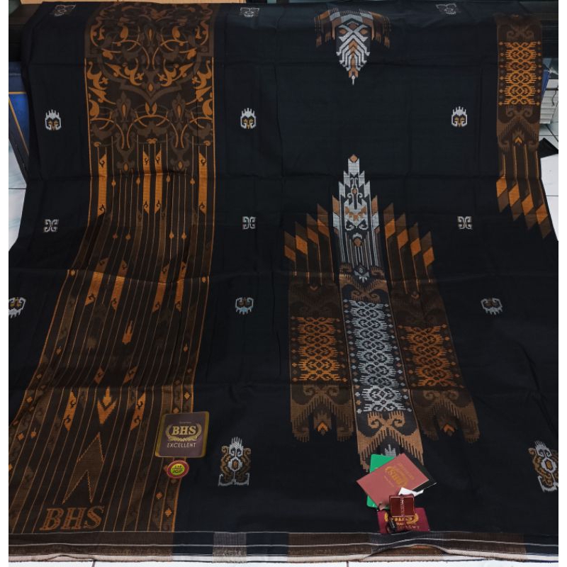 sarung bhs jgp excellent gold.