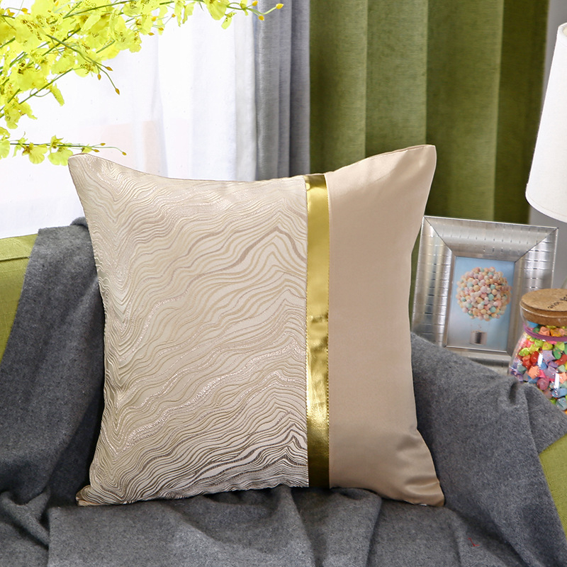 Mi.more Sarung Bantal Sofa Cover (Only Cover) 45x45cm / Pillow Cover Luxury Aesthetic List Gold Mewah