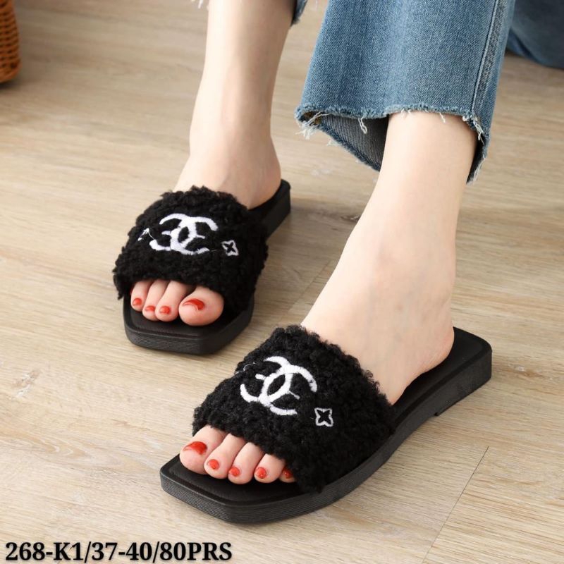 Sandal Selop Jelly Wanita Fashion Bulu Brand Chan 268-K1