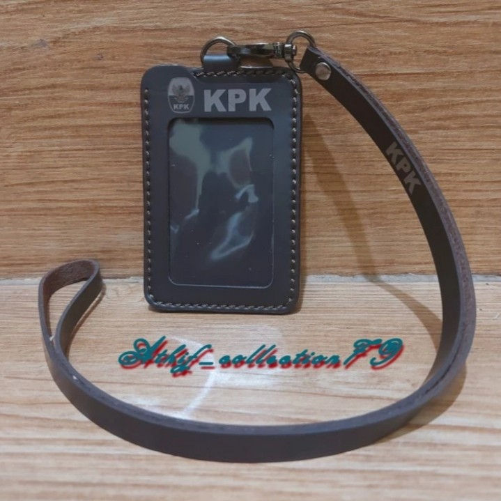 

Holder Id Card KPK / Kalung Id Card KPK Cokelat Tua