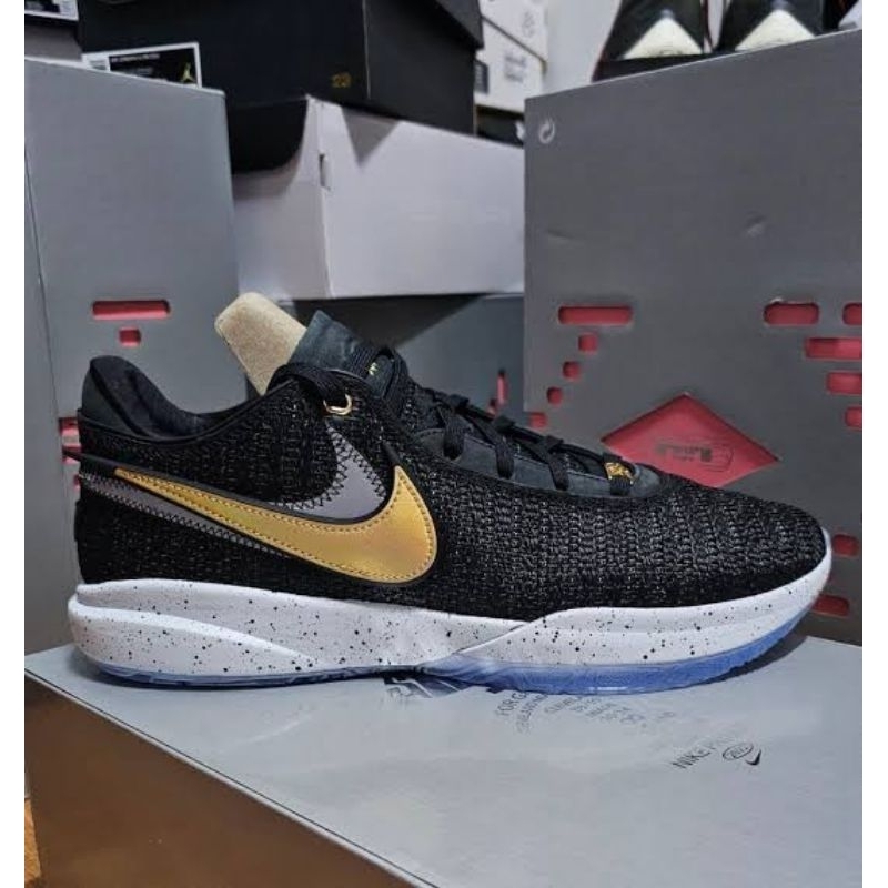 nike lebron 20 black mettalic gold
