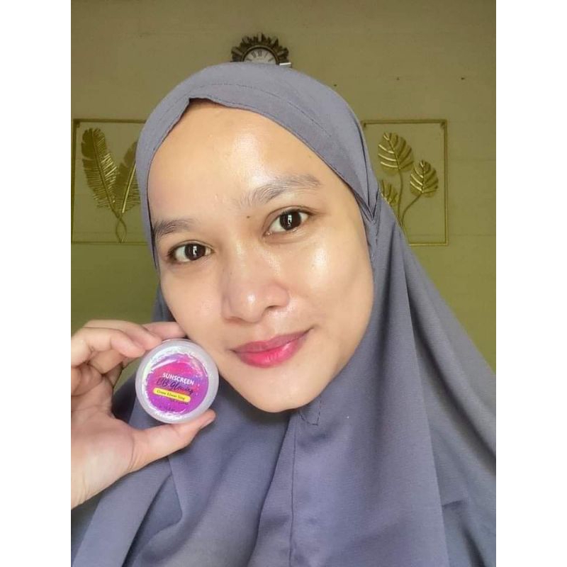 BB glow dan lipstik venus