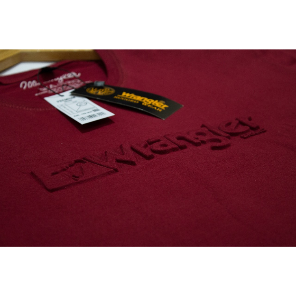 T-Shirt Wrangler Embos l Kaos Wrangler Sablon Timbul Maroon Premium Quality