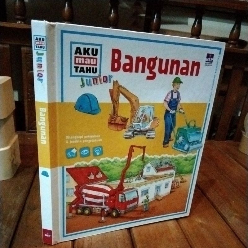 AKU MAU TAHU JUNIOR - BANGUNAN