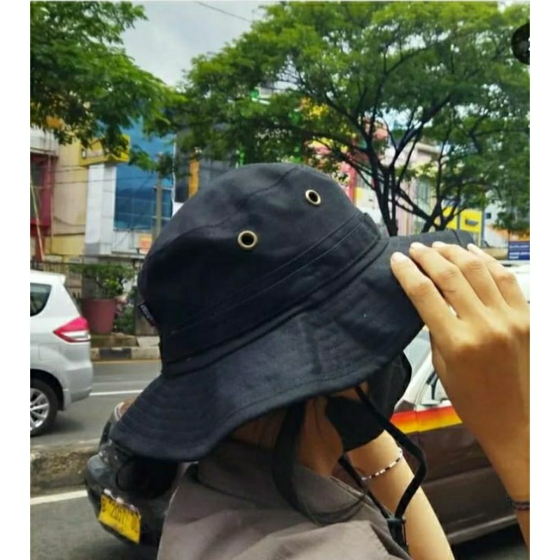 Leuser Oval black jungle hat