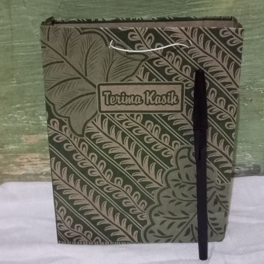 

200 pcs paperbag motif batik kecil 15x12x4/ tas sovenir kertas