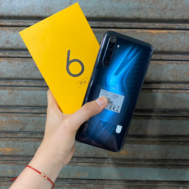 Realme 6 Pro 8/128 second bekas pakai normal fullset original resmi