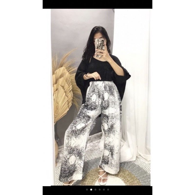 CELANA KULOT BALI MOTIF PRINT AKAR