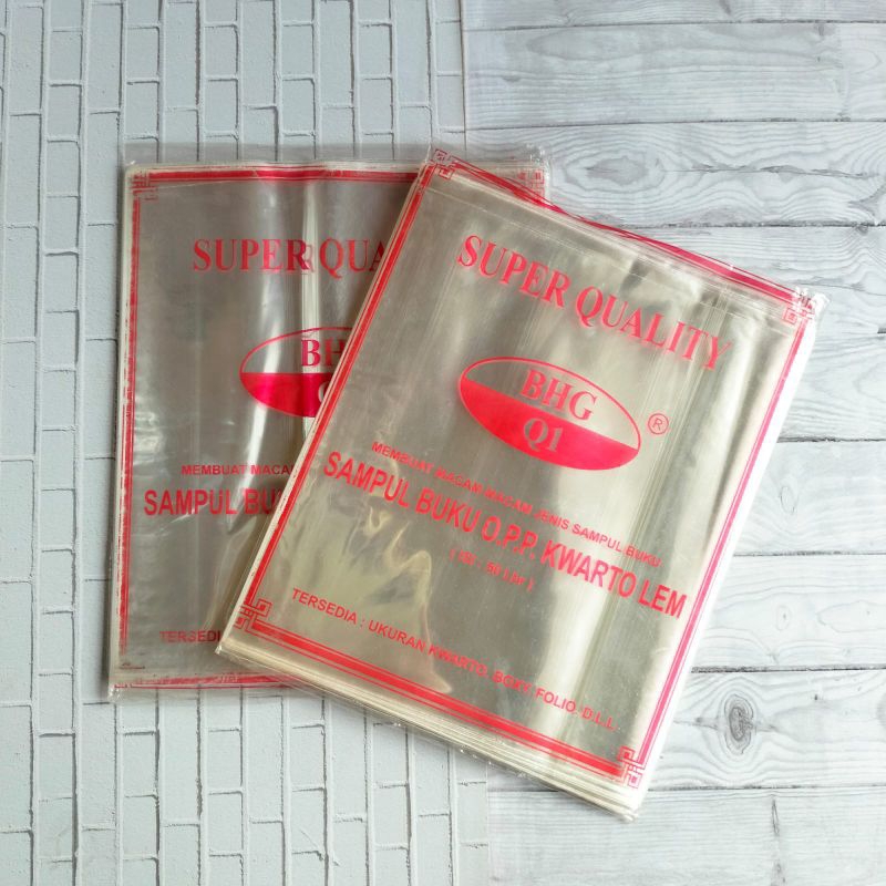 

sampul buku plastik bening uk/kwarto ( isi 50 lembar )