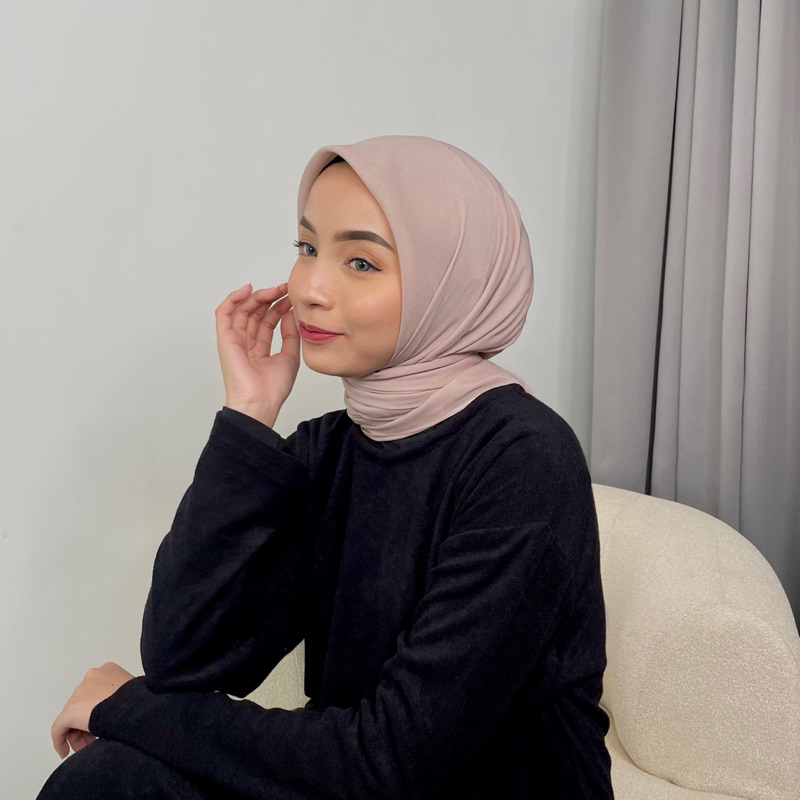 Alena Scarves (Hijab Polycotton)