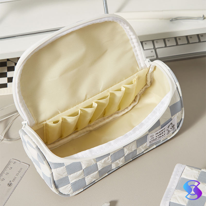 

Tempat Pensil Kotak-Kotak Krim Kapasitas Besar-Suning Mall