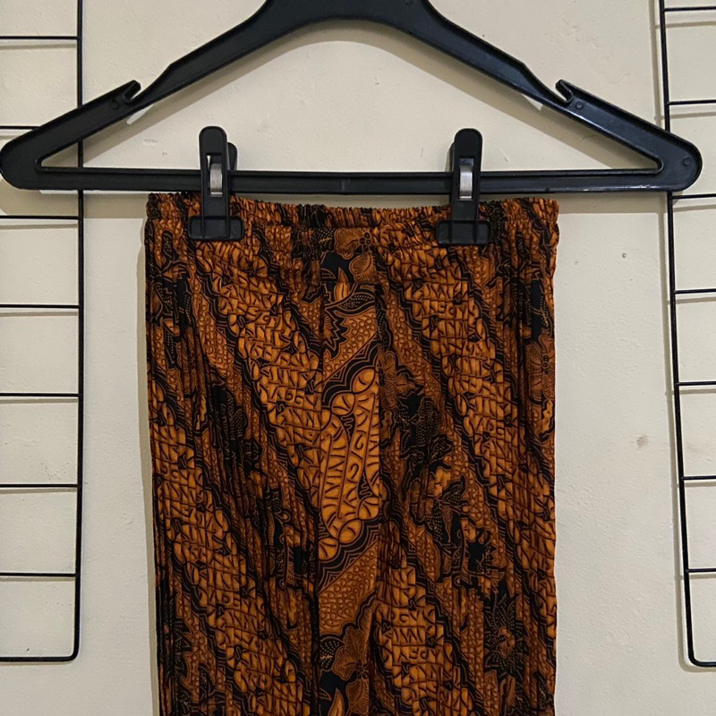 PRELOVED - ROK PLISKET BATIK JAWA WANITA MURAH