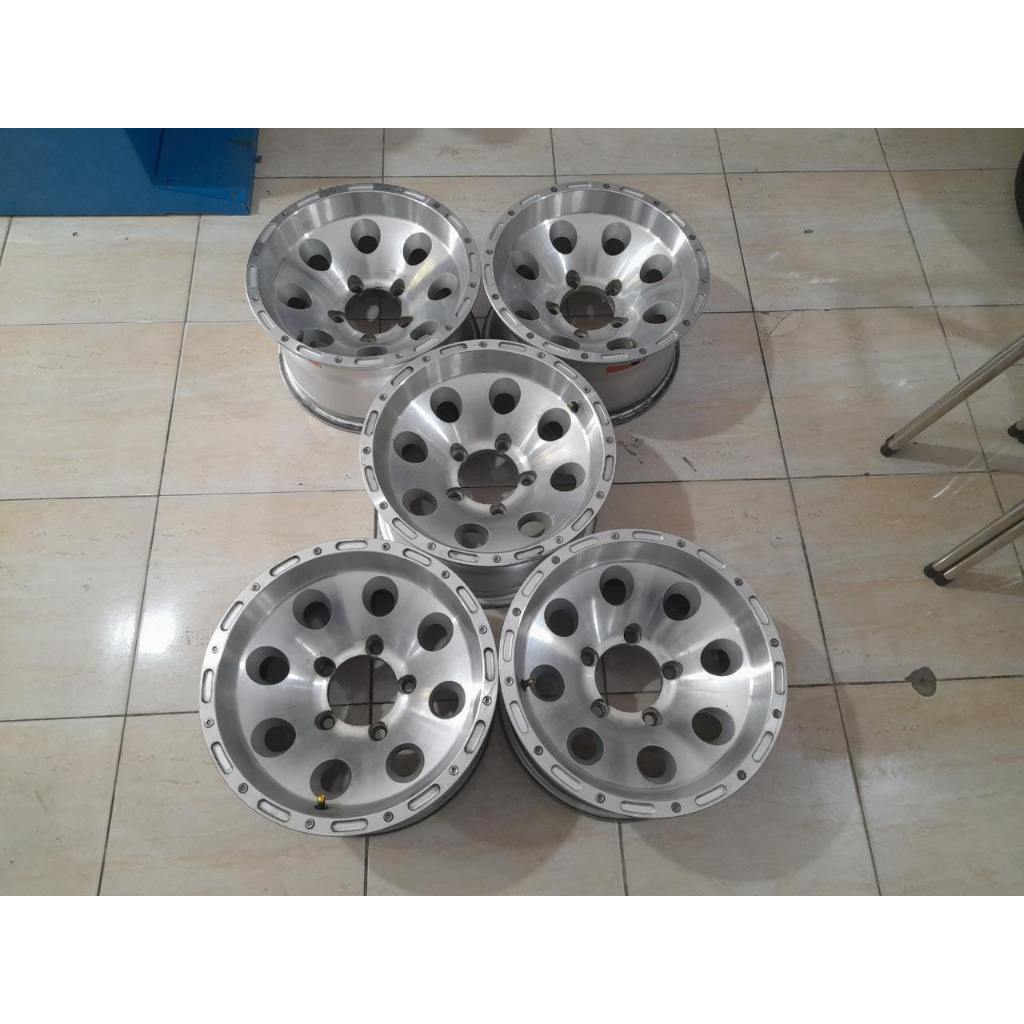 VELG BEKAS MC THOMSON R15X8 LUBANG 5 PCD 5X139