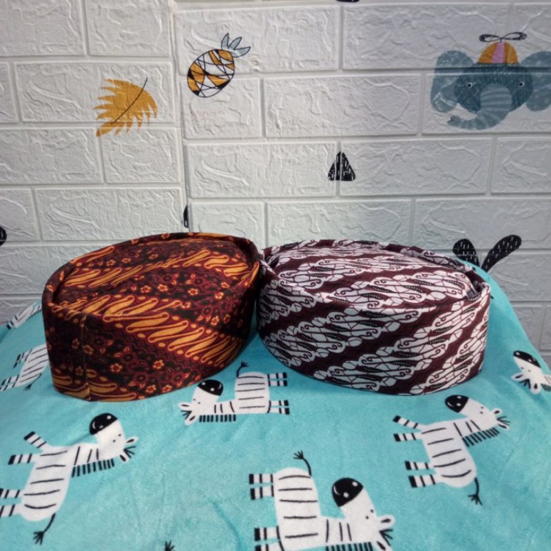 PECI batik Merah Putih (Anak &amp; Dewasa)
