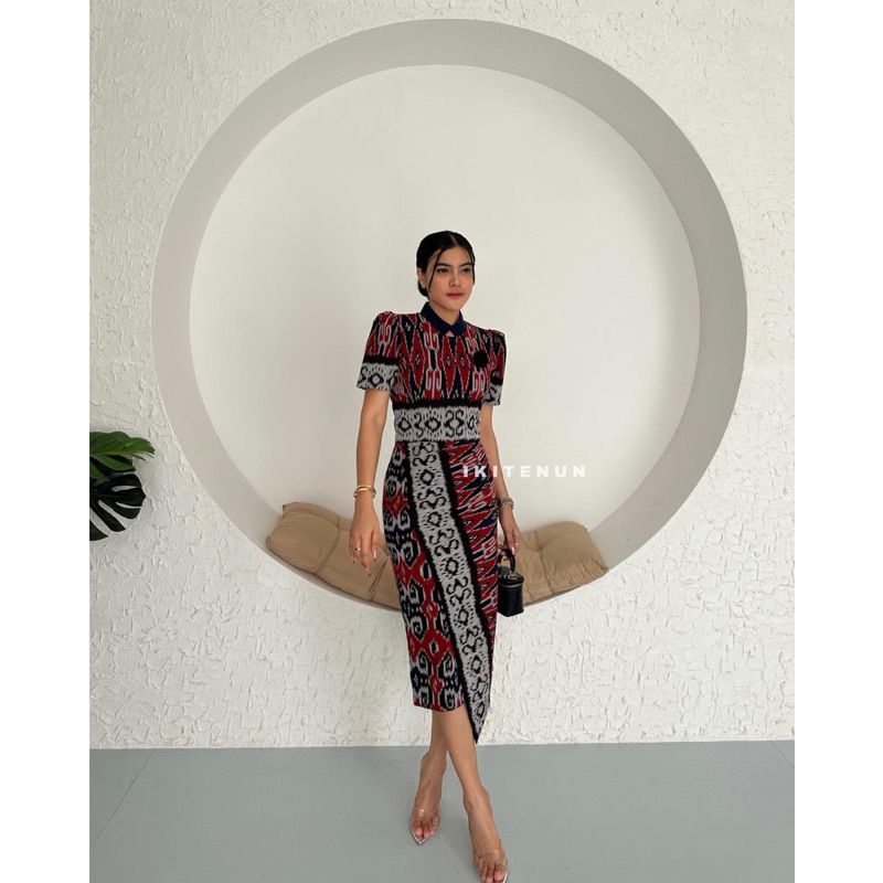 IKI TENUN /ETNIC DRESS TENUN