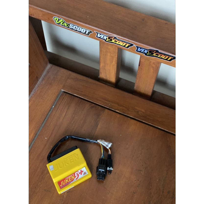 {Bekas} Ecu juken 5 dualband vespa matic Murah